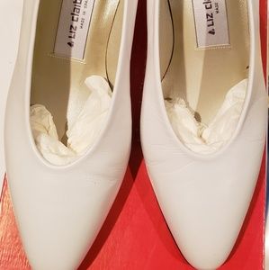 Vintage liz Claiborne off white heels